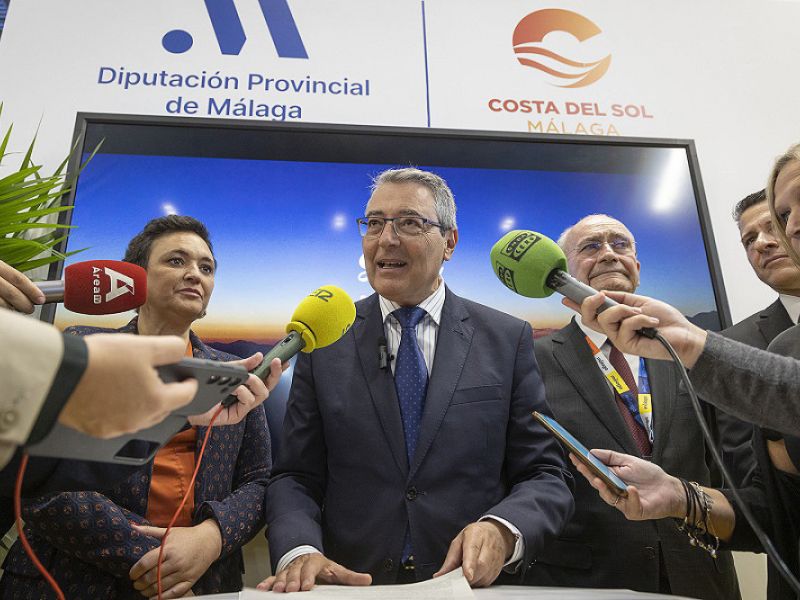 La mejora de la conectividad desde Reino Unido a la Costa del Sol en los próximos tres meses, con un aumento de un 14,4% de plazas aéreas, clave en la primera jornada de la WTM