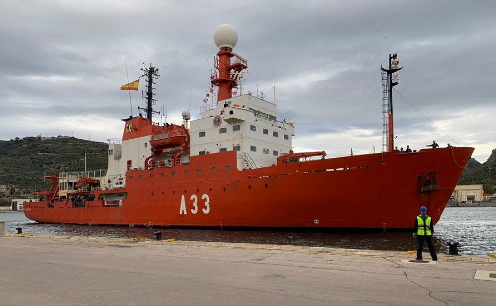 El Buque de Investigación Oceanográfica A-33 “Hespérides” llega a España tras finalizar su XXV Campaña Antártica