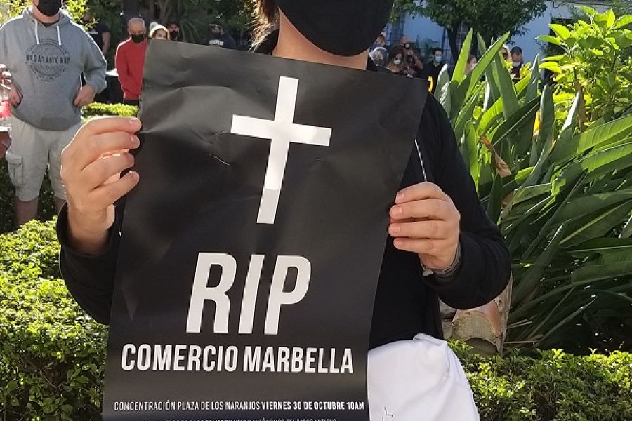Comerciantes y hosteleros de Marbella advierten de que están al límite