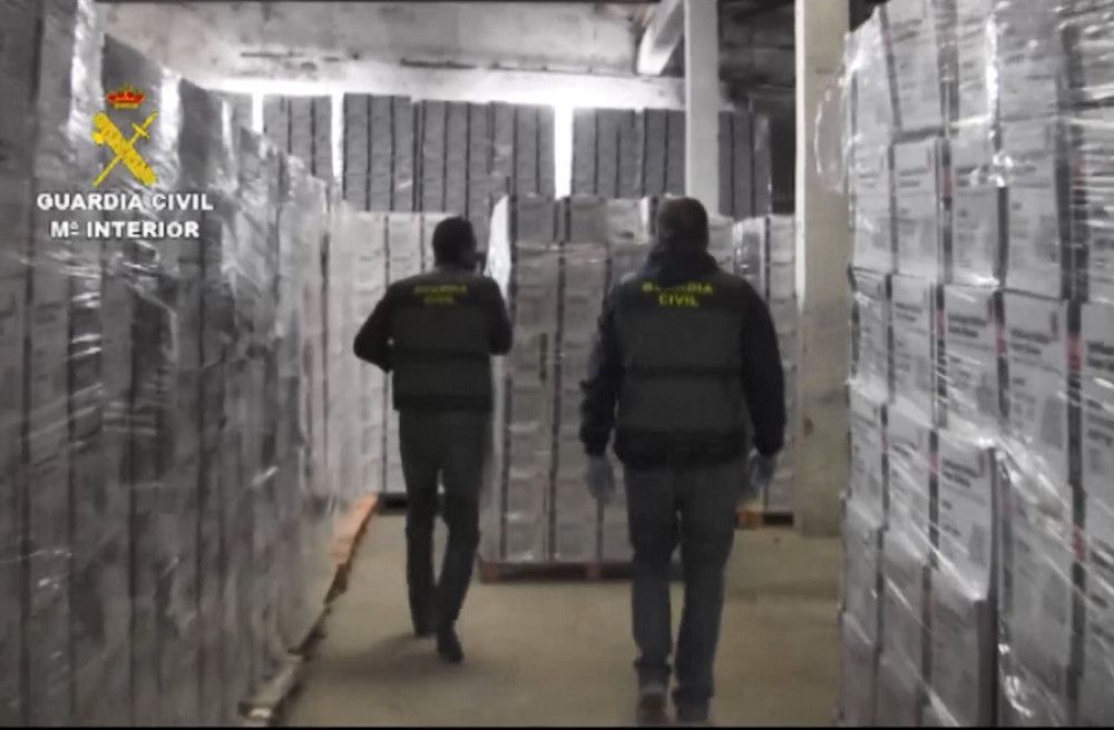 La Guardia Civil desarticula una red que había estafado cerca de 3 millones de euros con la venta de material sanitario de protección