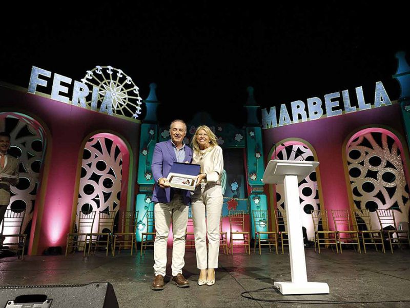 El artista y compositor José Manuel Soto destaca que Marbella “es una ciudad cosmopolita e integradora” y realiza un recorrido por la historia del municipio en el pregón de la Feria de San Bernabé 2023