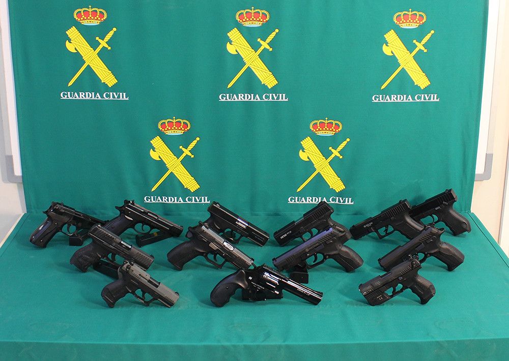 Detenido en Solsona (Lleida) por introducir ilegalmente en España armas de fuego de última generación