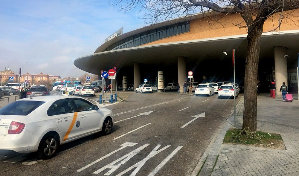 La facturación del taxi en Andalucía durante el estado de alarma ha bajado de media un 85%