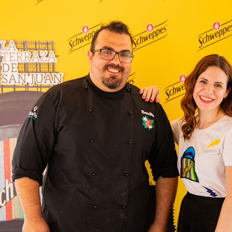 La Terraza de San Juan, el mejor "roof top" de Málaga, estrena menú de picoteo de Mario Rosado maridado con una carta de cócteles Schweppes firmada por Nagore Arregui