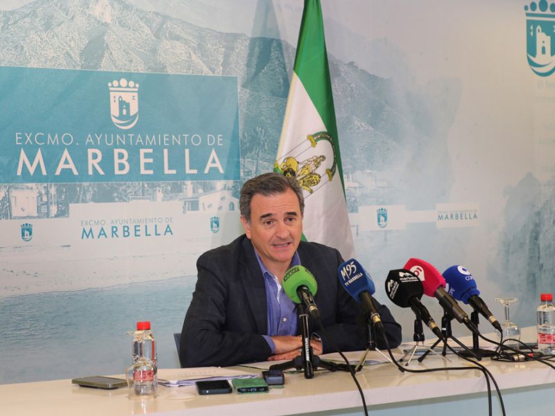 El Ayuntamiento inicia el proceso para la licitación del servicio de zona azul con la elaboración de un pliego que incluirá mejoras como el establecimiento de 60 puntos con cargadores eléctricos