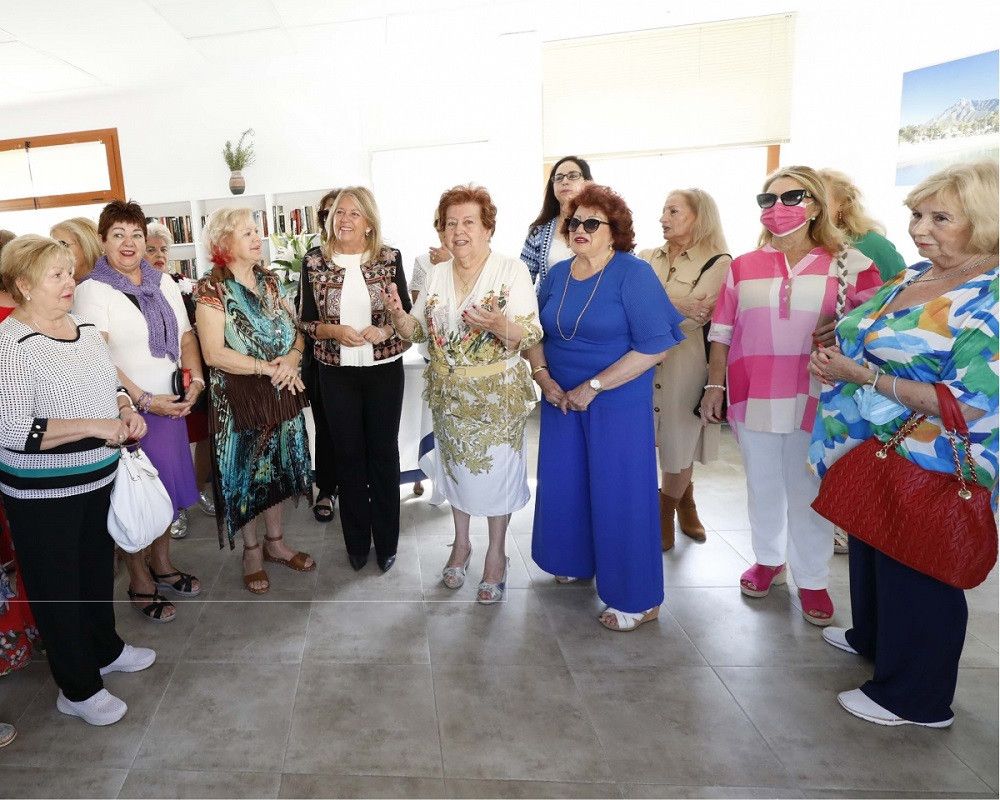 El Ayuntamiento cede a la Asociación de Amas de Casa de Marbella una nueva sede para el desarrollo de sus actividades