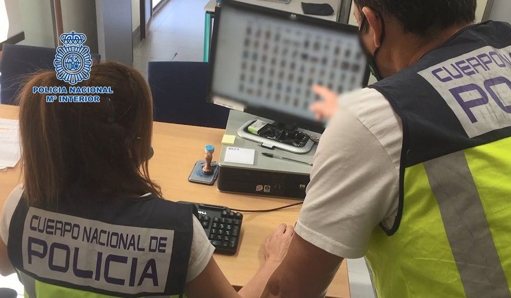 Detenido en Estepona un presunto pederasta por engañar y agredir sexualmente a una menor de edad