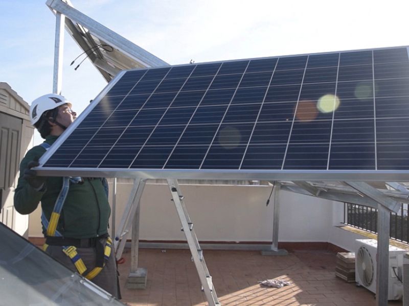 El curso en la provincia de Málaga arranca con 8 centros educativos con aulas bioclimatizadas y otras 20 en construcción