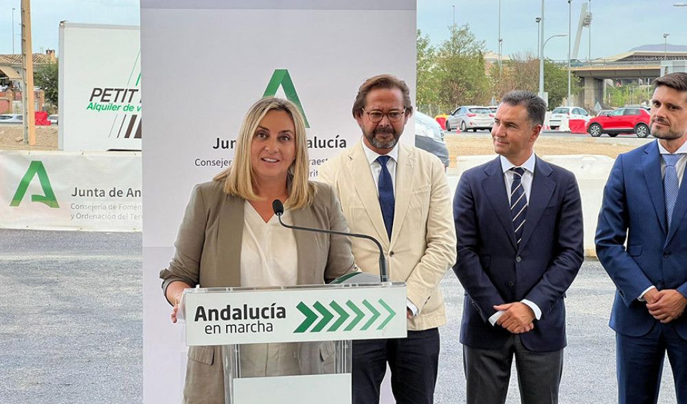 La consejera de Fomento anuncia que el Metro de Granada ha obtenido la autorización ambiental para su ampliación
