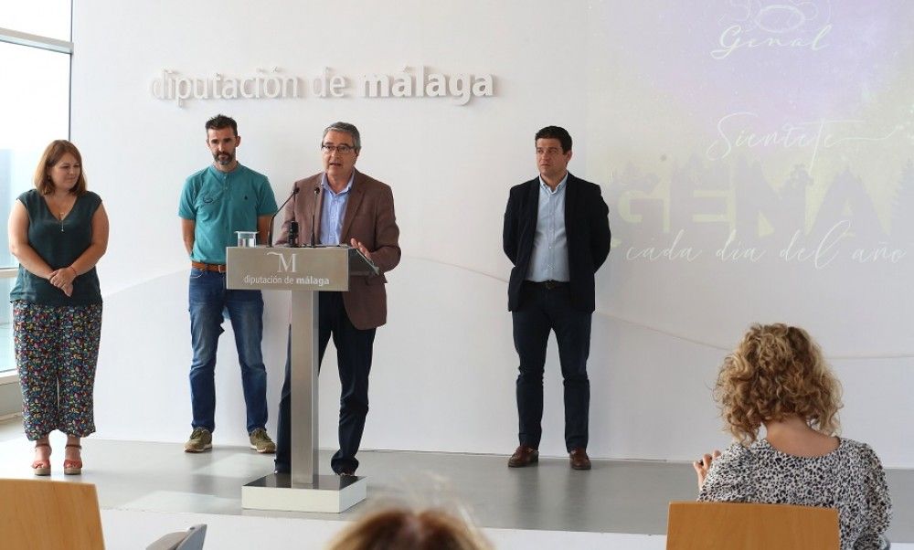 La Diputación impulsa una iniciativa turística y deportiva para combatir la despoblación en el Valle del Genal