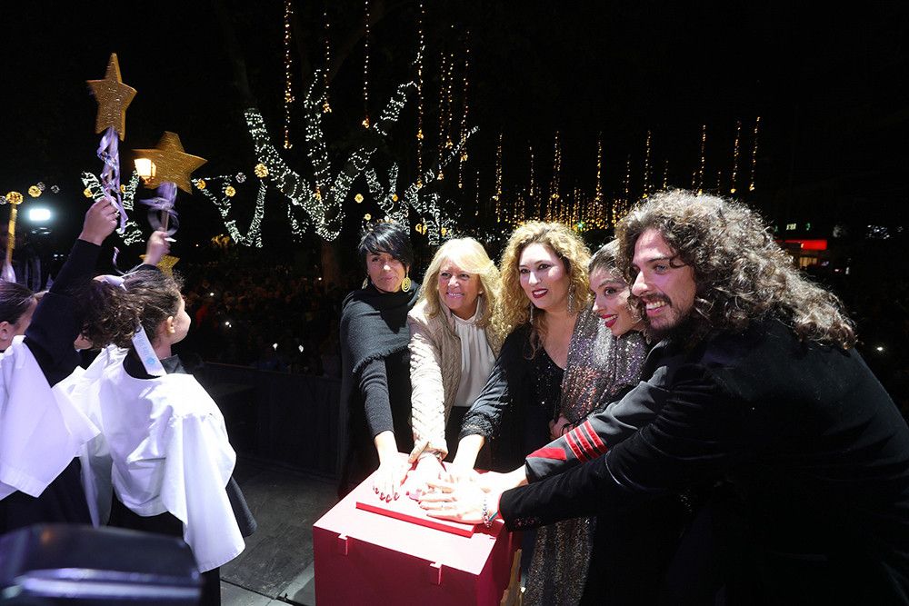 Marbella y San Pedro Alcántara dan una multitudinaria bienvenida a la Navidad
