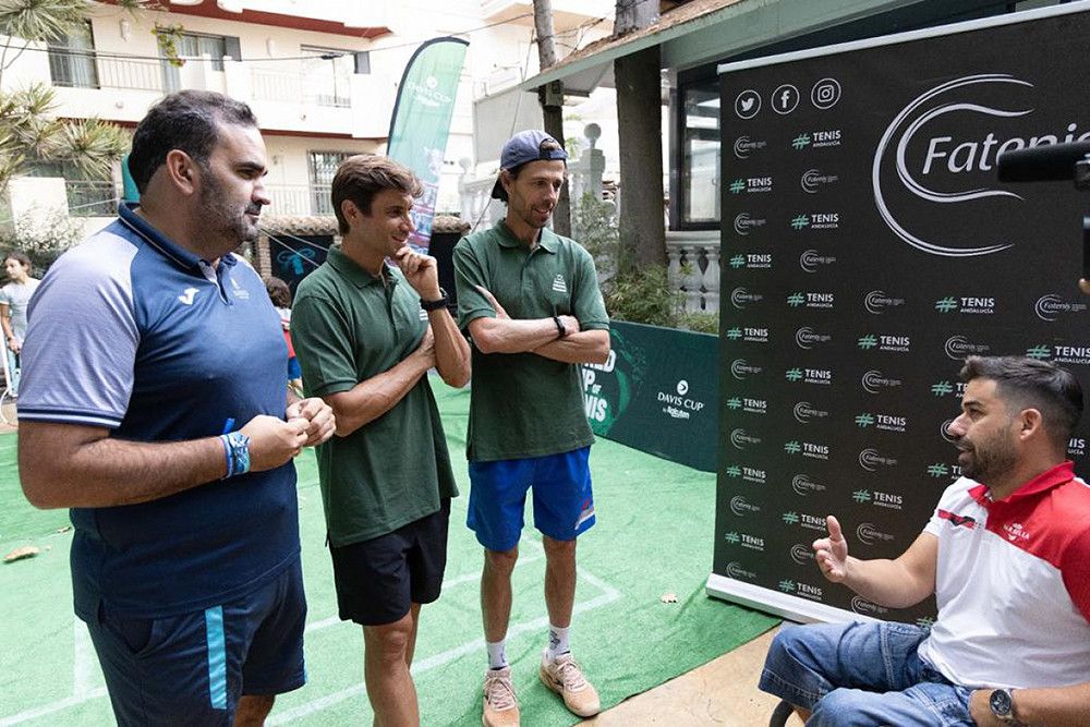 El programa de patrocinio deportivo Marca Marbella’ suma al jugador de pádel José Bernal y a la entidad de fútbol sala CD Toldos Tapias