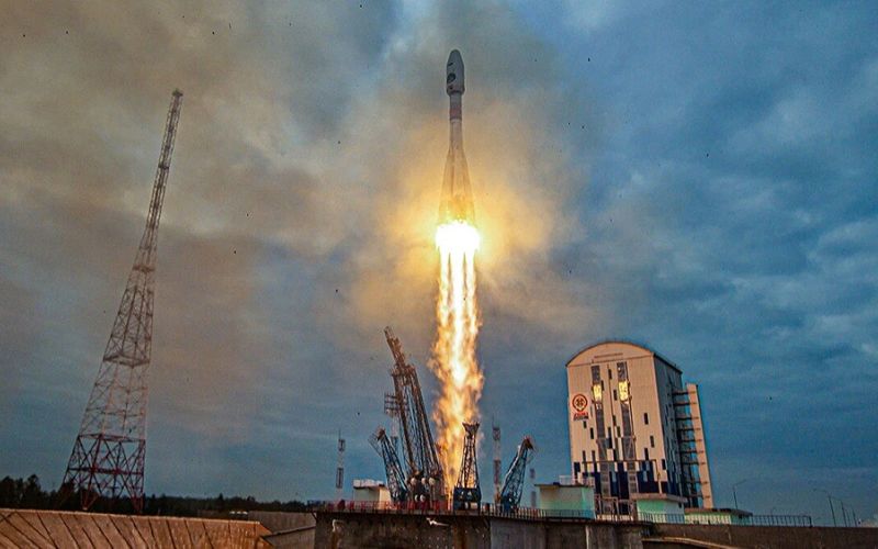 Rusia lanza la primera misión a la Luna en casi 50 años