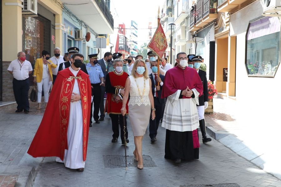La tradicional procesión cívico-religiosa a la Cruz del Humilladero y una solemne misa protagonizan el Día del Santo Patrón San Bernabé