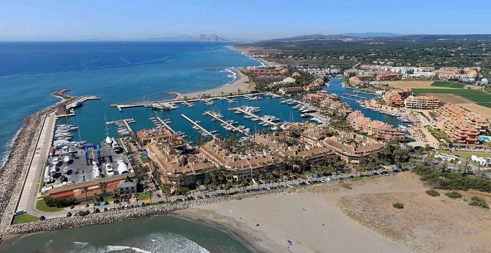 Ocho de los puertos deportivos asociados a Marinas de Andalucía obtienen la bandera azul