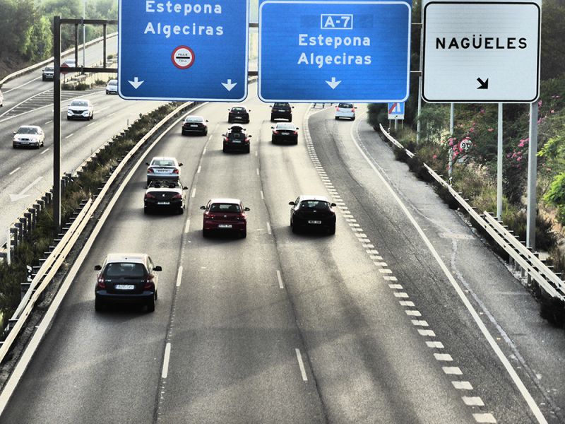 Afectaciones al tráfico en la autovía A-7 por obras de rehabilitación en Fuengirola, Mijas y Marbella coincidiendo con el inicio de las vacaciones