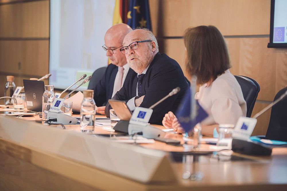 El Ministerio de Educación, la OCDE y la Comisión Europea presentan 44 propuestas para un Plan de Acción contra el abandono escolar temprano