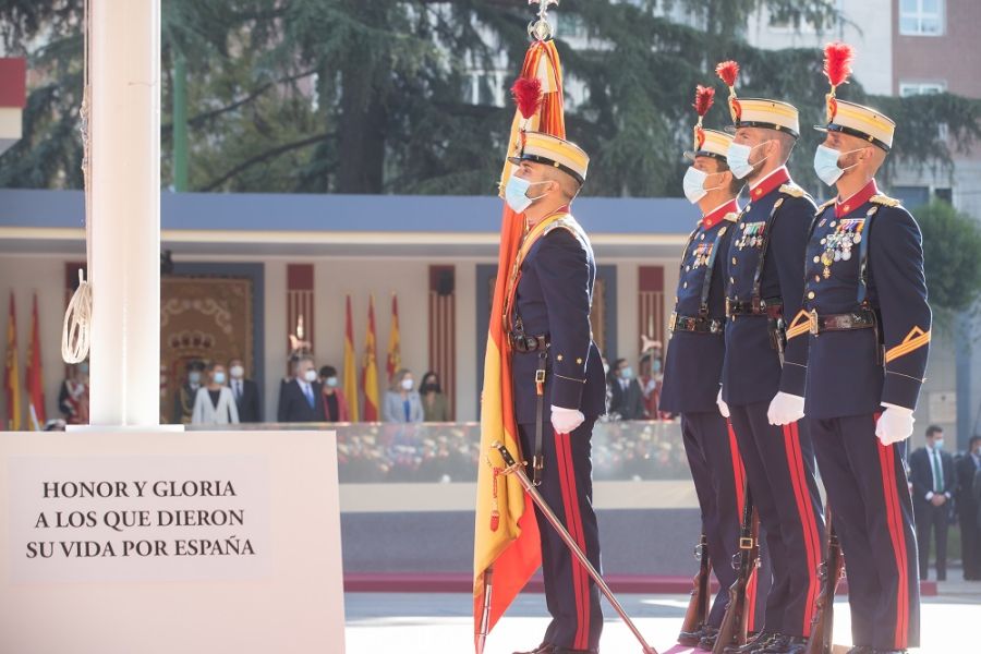 Los reyes presiden el desfile por el Día de la Fiesta Nacional