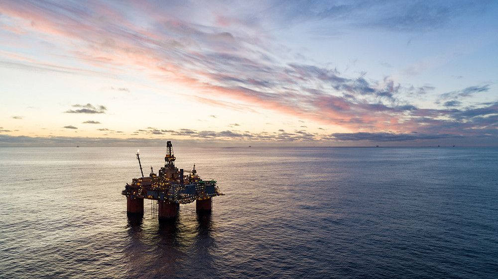 La OPEP ha recortado la producción de petróleo en 2,524 millones de barriles/día más de lo previsto