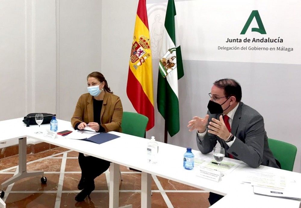 Junta y patronal abordan con preocupación el impacto que la convergencia abrupta puede causar en el empleo y el tejido empresarial
