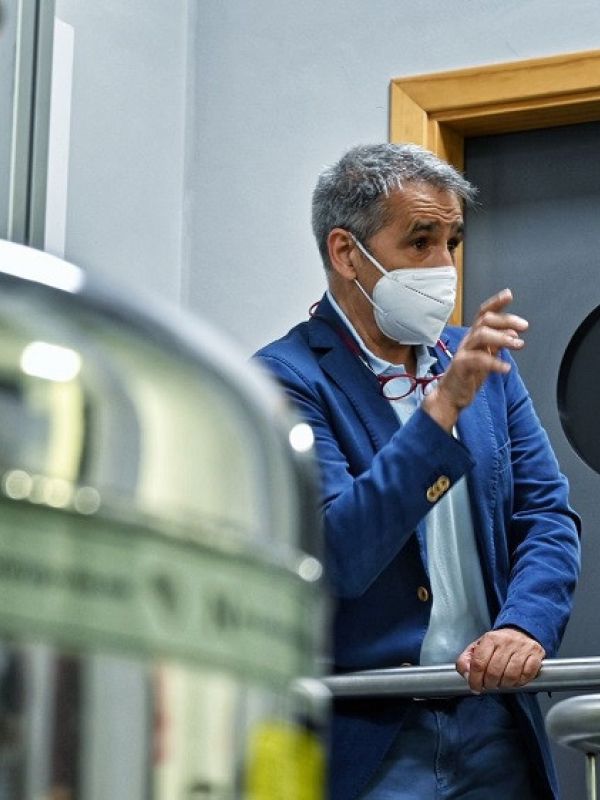 Inaugurado el criomicroscopio del CSIC, el más avanzado de España