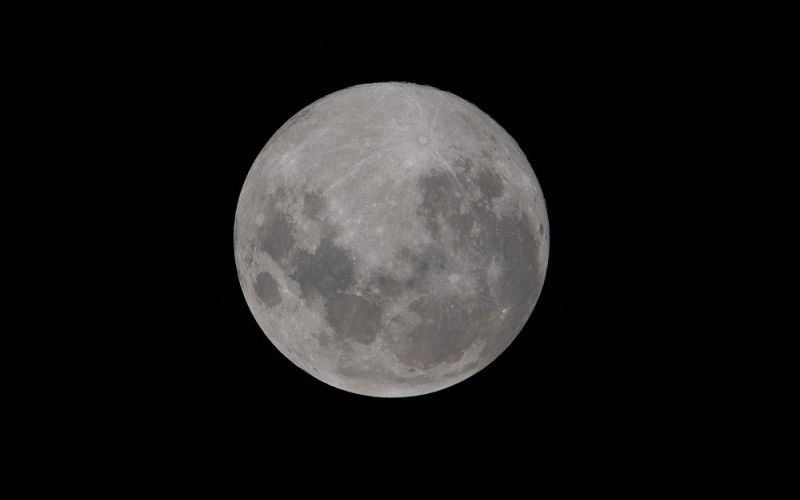 China podría ganar a Estados Unidos la carrera espacial al polo sur de la Luna