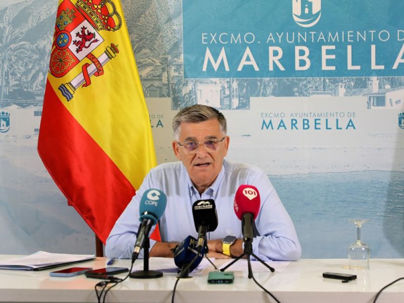 El Ayuntamiento aprueba siete licencias de obras por un importe cercano a los 15 millones de euros, tres de ellas en San Pedro Alcántara que incluyen un proyecto de construcción de 35 viviendas