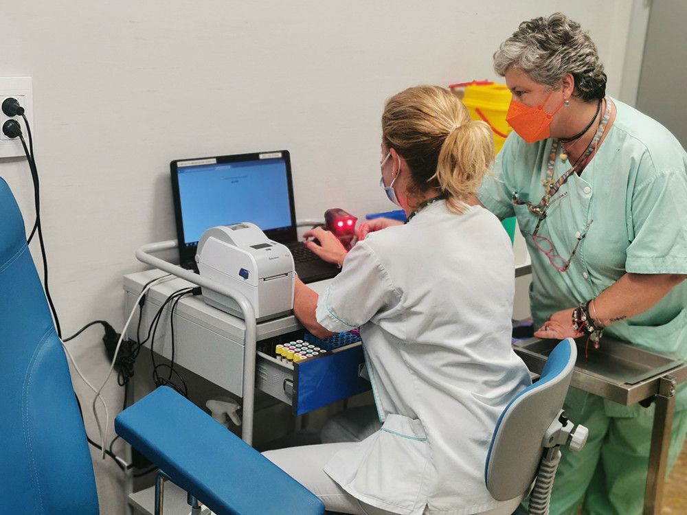 El Hospital Costa del Sol renueva el área de extracciones tras un proyecto de escucha activa
