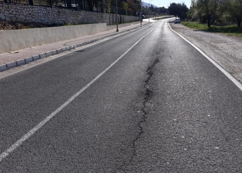 La Diputación adjudica obras de asfaltado en cinco carreteras provinciales por 1,6 millones de euros