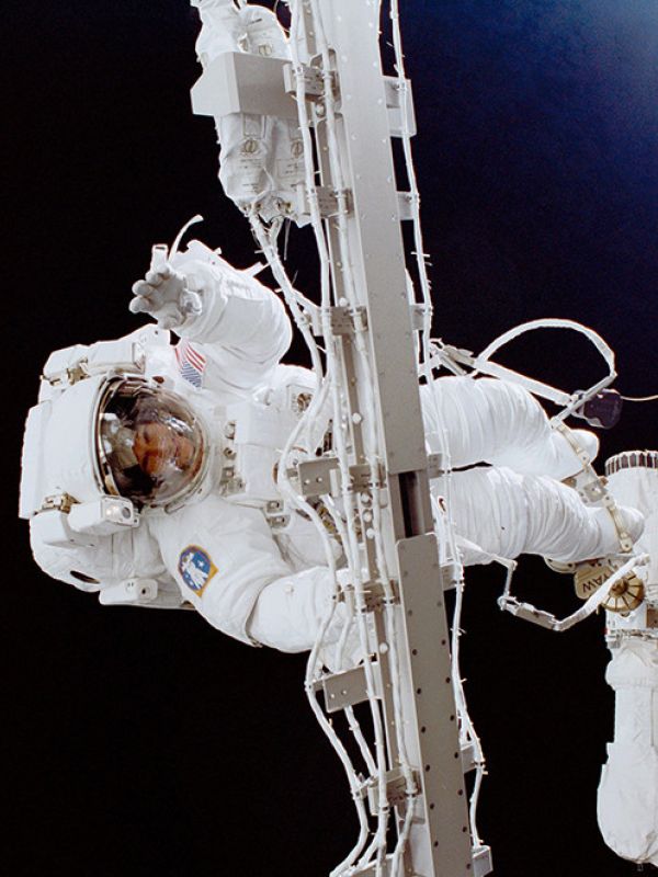 La NASA pospone la caminata espacial de los astronautas en la ISS hasta el 1 de noviembre
