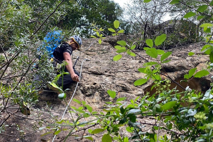 La Diputación aumenta la oferta de turismo activo de la provincia con una nueva vía ferrata en El Colmenar