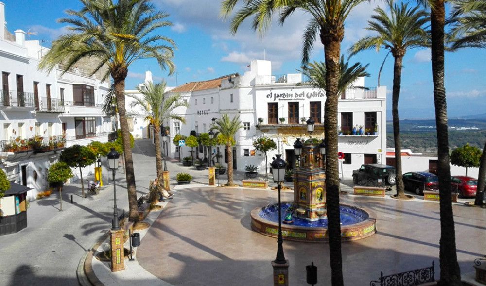 Las pernoctaciones en hoteles andaluces suben un 10,5% en los seis primeros meses de 2023