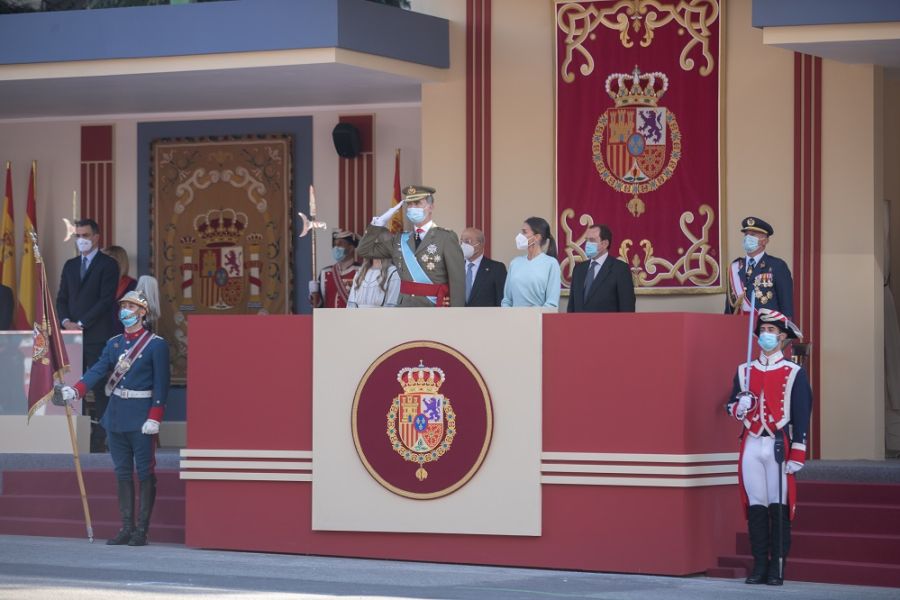 Los reyes presiden el desfile por el Día de la Fiesta Nacional