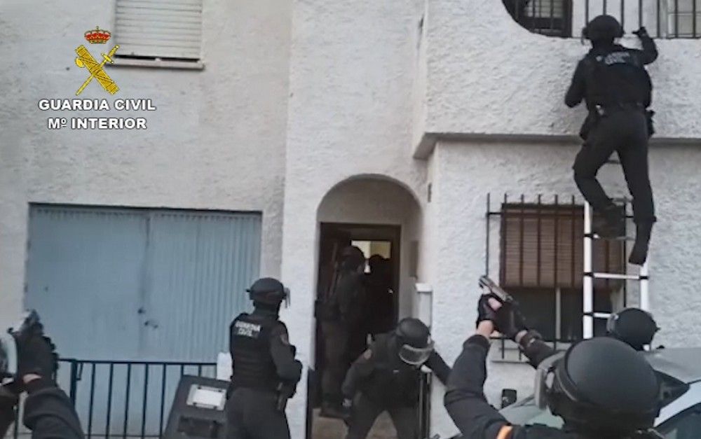 La Guardia Civil detiene a tres personas por el asesinato de un individuo cometido en El Ejido en diciembre del pasado año