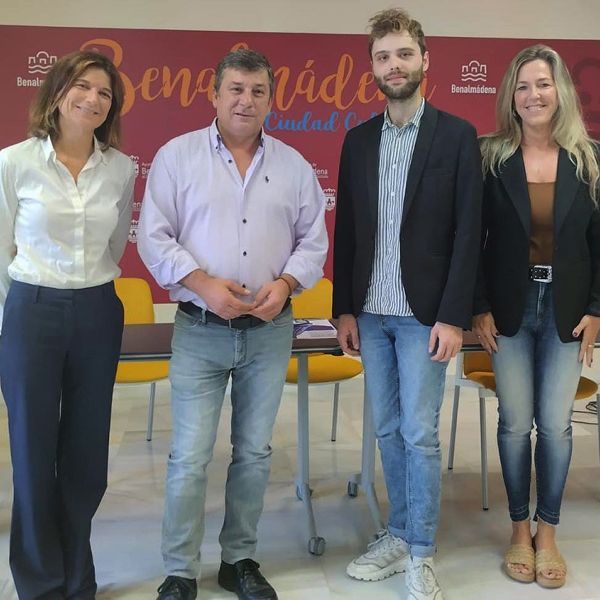 El músico alemán Bastian Uhlig llegará mañana viernes a Benalmádena de la mano de La Térmica para ofrecer un concierto de órgano