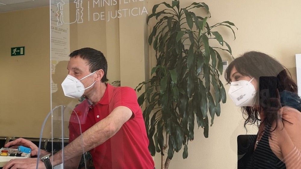 El Ministerio de Justicia ha destinado ya cerca de 2,9 millones de euros a la compra de equipos sanitarios y tecnológicos
