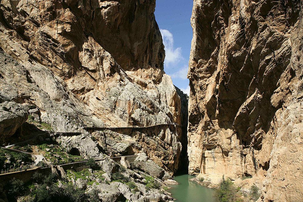 La Diputación y la UTE Caminito del Rey encargan un estudio a geólogos de la Universidad de Granada para incrementar la seguridad del paraje
