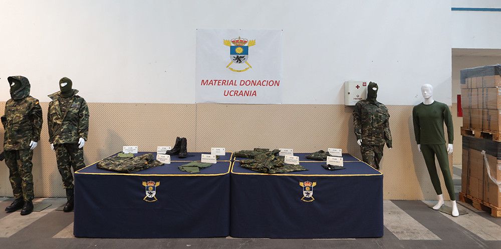 España prepara un nuevo envío de material militar a Ucrania que no incluye armas ni municiones