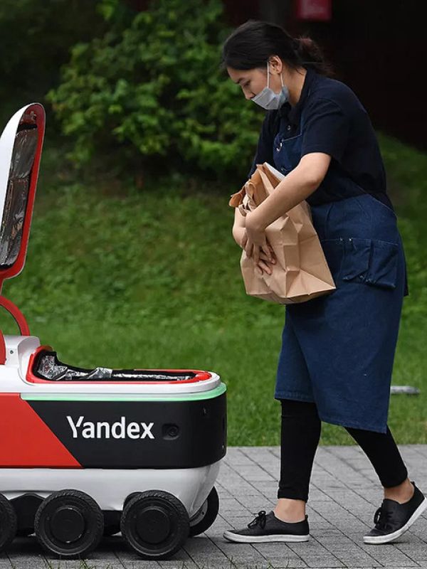 Robots repartidores de comida de Moscú van a la "huelga"