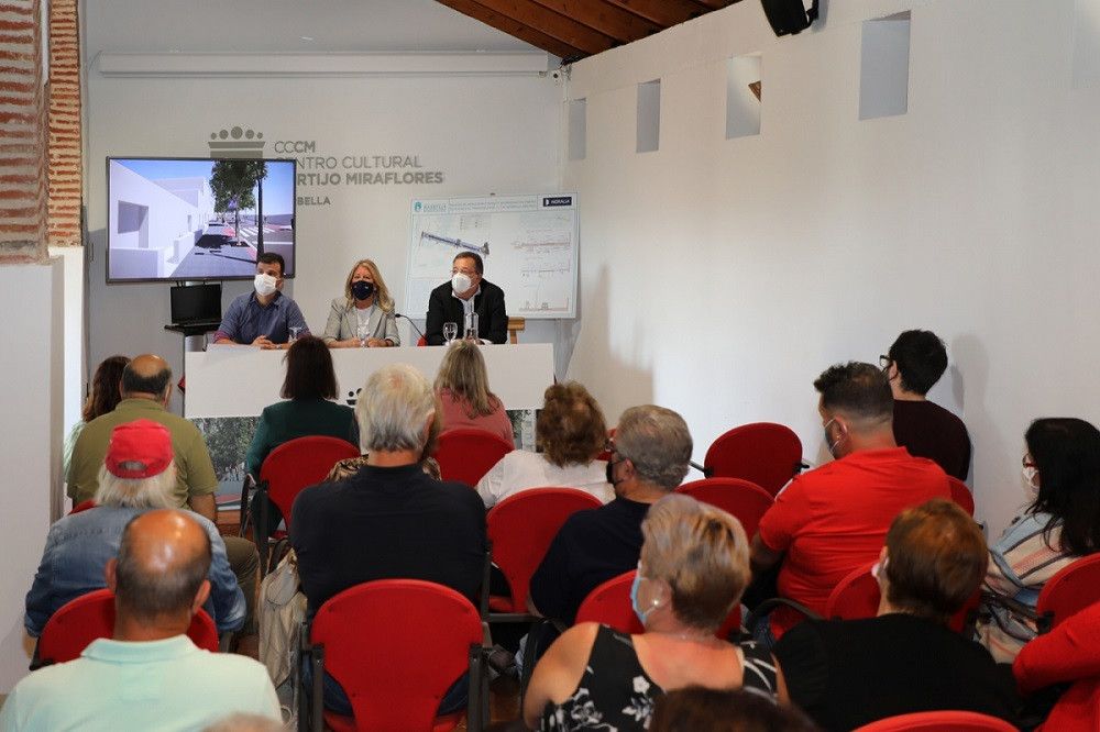 El Ayuntamiento ejecutará una remodelación integral de la avenida El Trapiche, en el barrio de Miraflores, que incluirá la mejora de las infraestructuras y la reordenación del espacio urbano