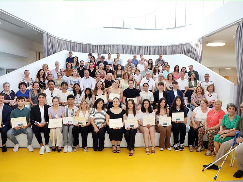 Reconocimiento municipal a los estudiantes de la ciudad con mejores expedientes académicos de Bachillerato
