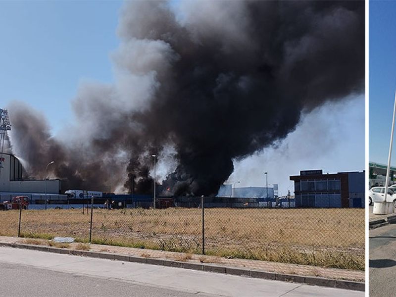 Cinco parques de Bomberos trabajan en la extinción de un incendio en una nave de Alcalá de Guadaíra