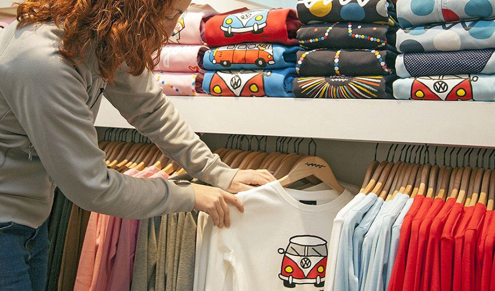Las ventas minoristas a precios constantes aumentan el 7,0% interanual en agosto