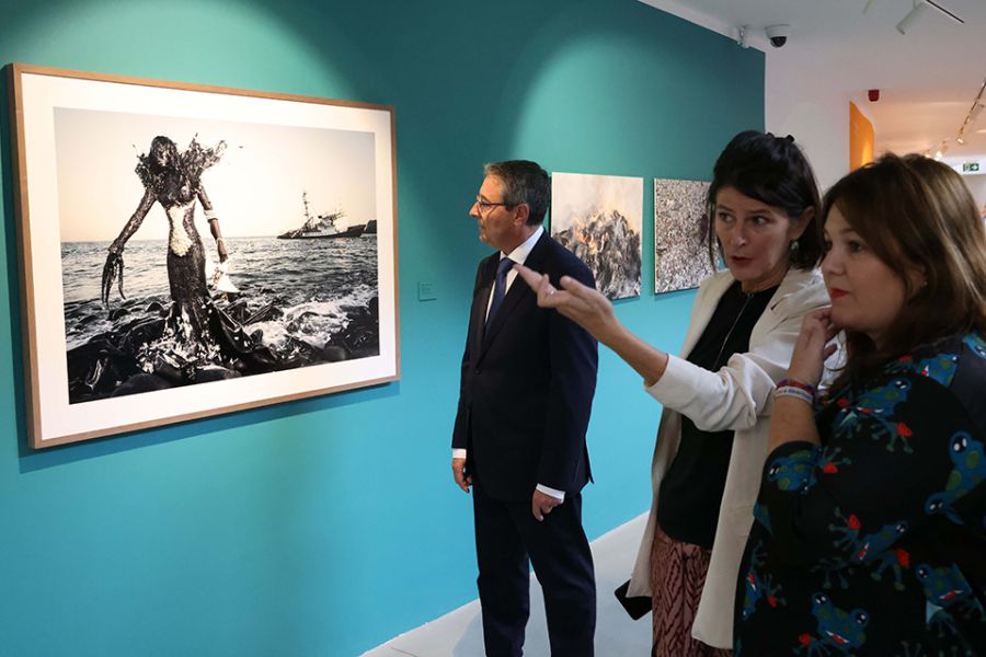 La Diputación de Málaga reúne a 36 artistas contemporáneos en Ozangé, la primera Bienal de Fotografía Africana en España