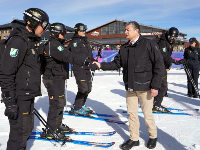 La Unidad de Policía Adscrita ha realizado 1.600 actuaciones en Sierra Nevada durante la temporada de esquí