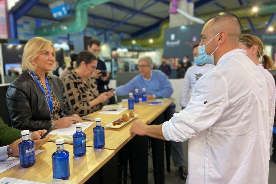 Antonio García y Cristian Ponce, de la escuela de hostelería CESHMA, ganadores del VIII Concurso Joven Chef Sabor a Málaga