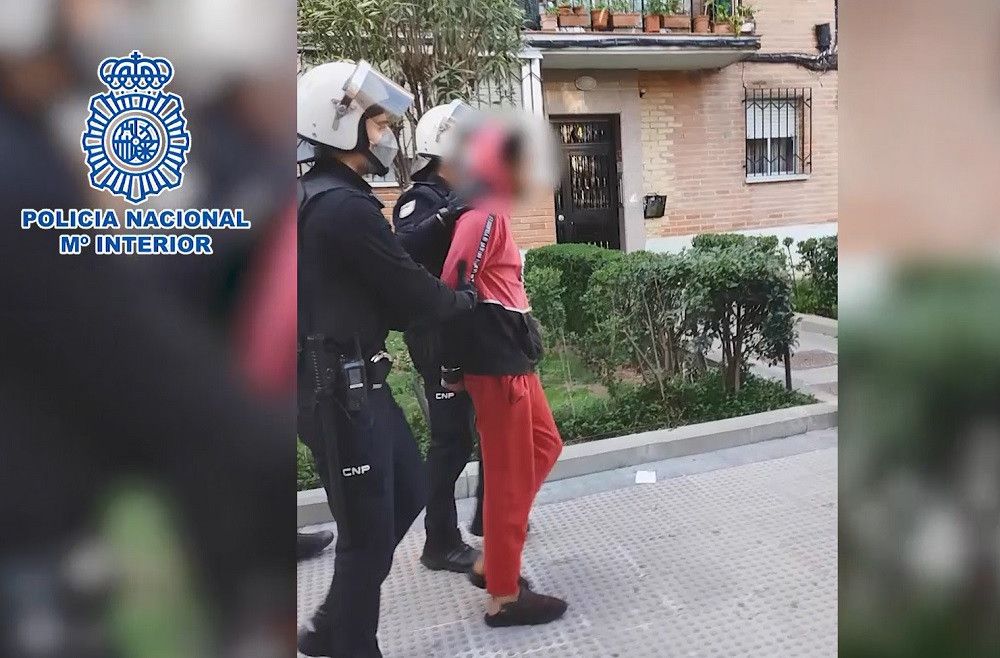 Detenido el "supremo" de los Forty Two en Madrid y otros nueve varones por una agresión con machetes