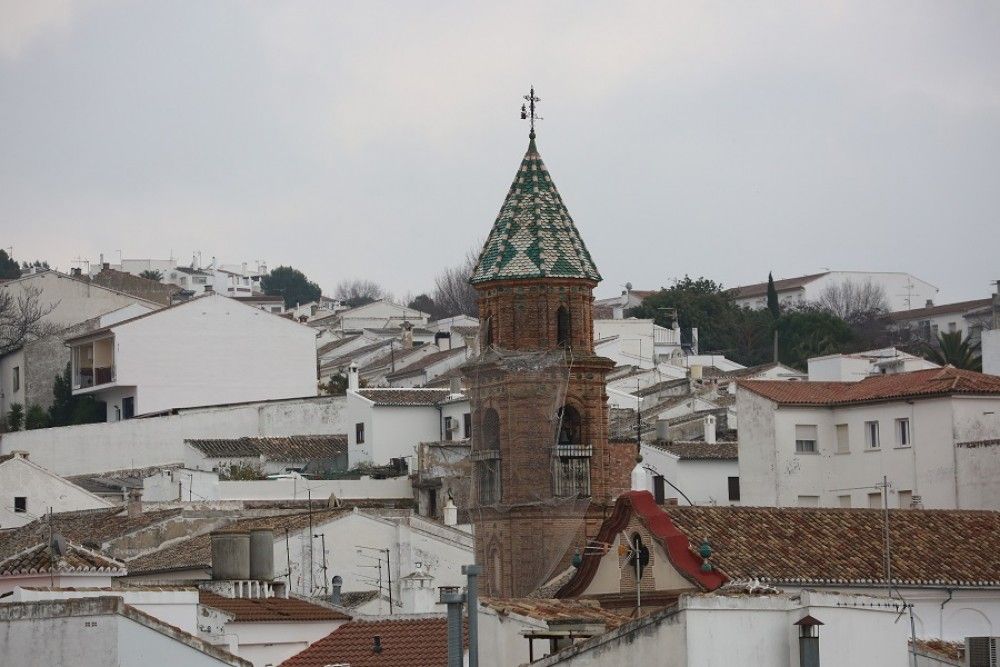 Obras de emergencia para paliar el deterioro de la torre del Convento de las Monjas Mínimas en Archidona