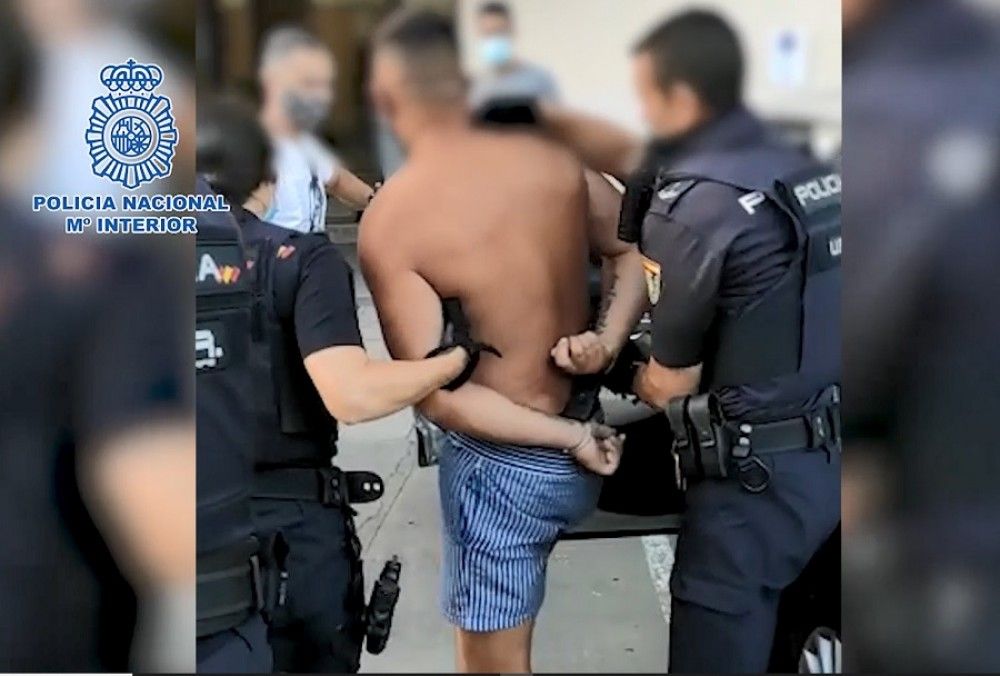La Policía Nacional detiene en Tenerife a uno de los fugitivos más buscados por Reino Unido