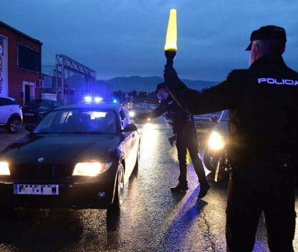 Detenido en Torremolinos por conducir de forma temeraria y llevar droga en el asiento trasero del vehículo